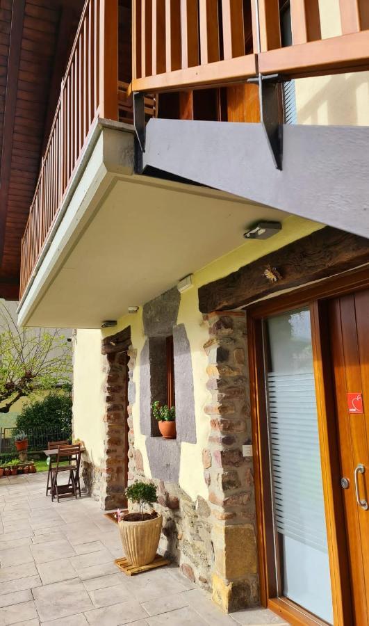 Apartamentos Aldagaia Эрнани Экстерьер фото